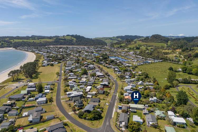 4 Captain Cook Road Cooks Beach_23