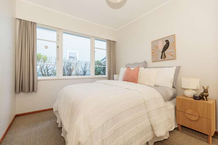 15 Collier Avenue Karori_8