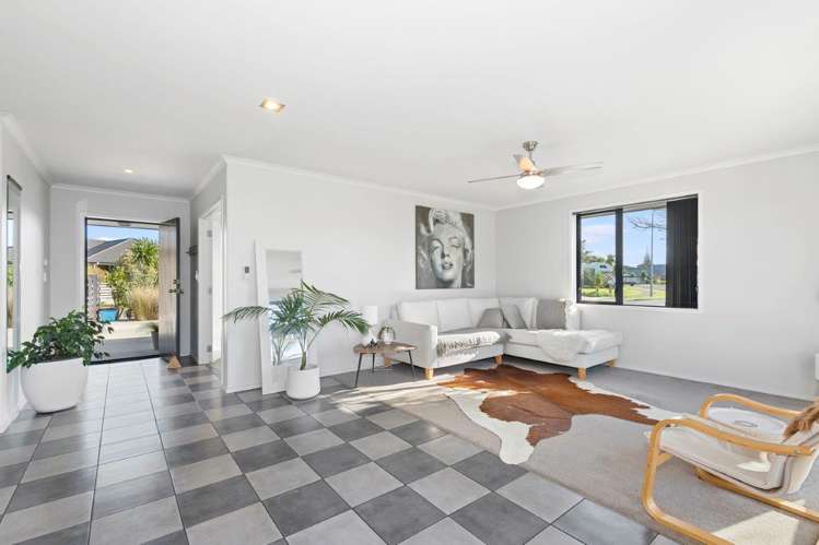 50 Ocean View Rise Ruakaka_7