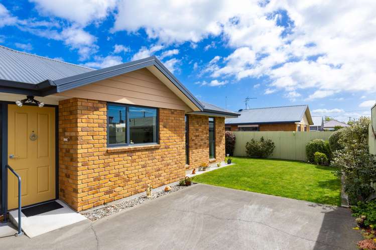 10A Brian Bary Street Redwoodtown_21