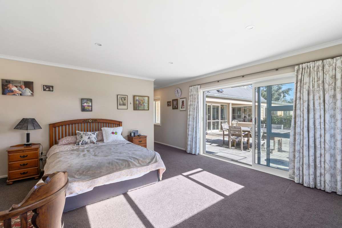 737 Dillons Point Road_2