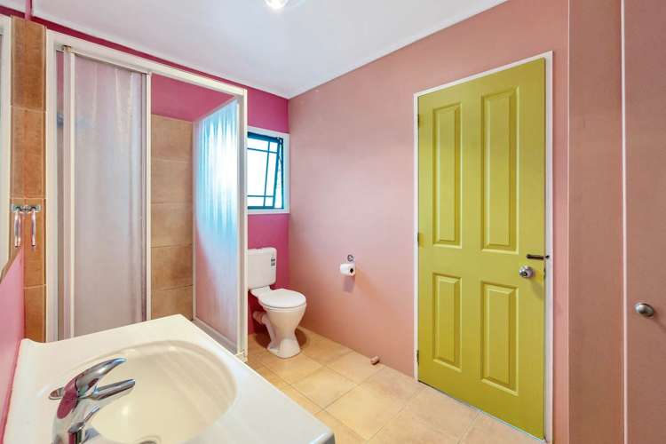 21 Clover Drive Henderson_13