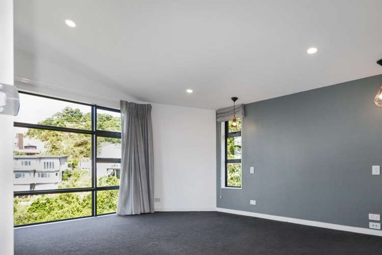 6 Satchell Way Kaiwharawhara_14