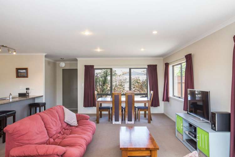 108 Solway Crescent Solway_5