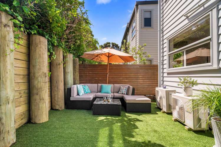 7/8 Wilk Lane Browns Bay_8