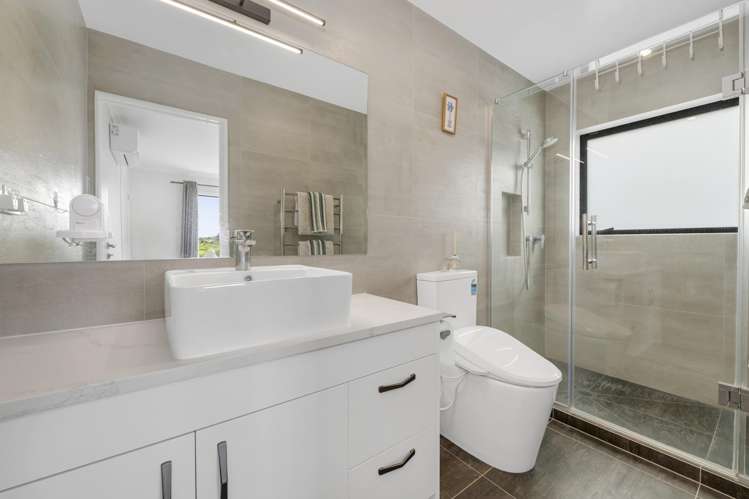 11 Whawhaki Road Beachlands_19