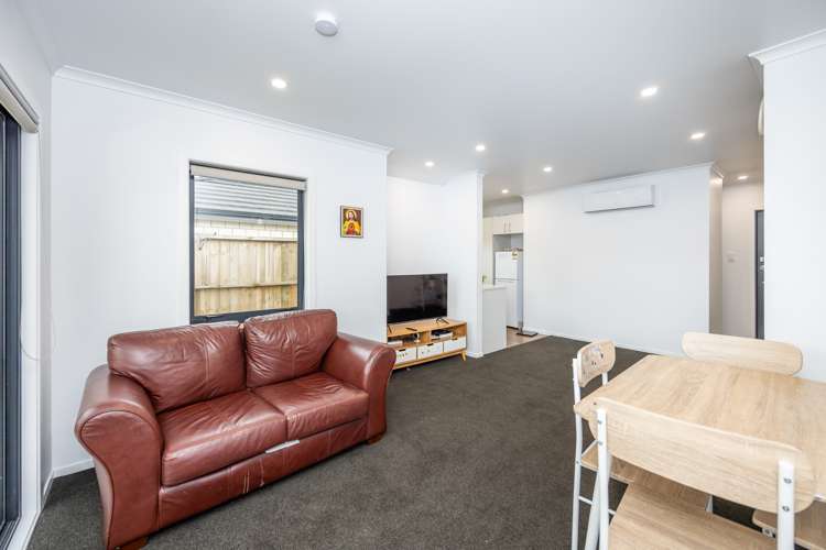 4/8 Keitha Place Glenview_9