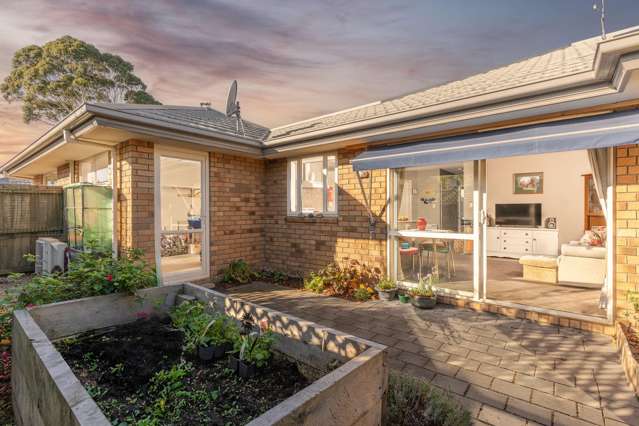 9/446 Ferry Road Woolston_1