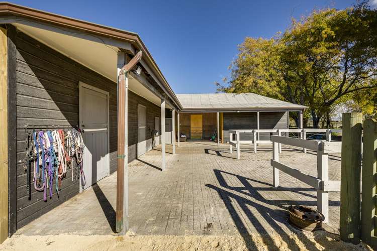 135 Crystall Road Pakipaki_25