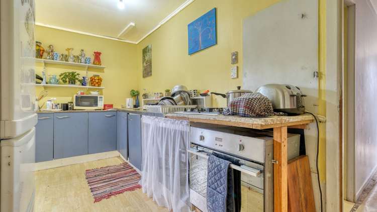42 Aputerewa Road Peria_7