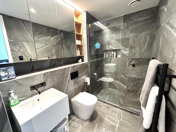 207/250 Kepa Road (fully furnished apartment) Mission Bay_9