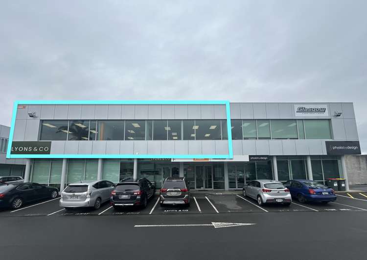 F3/27-29 William Pickering Drive Rosedale_0