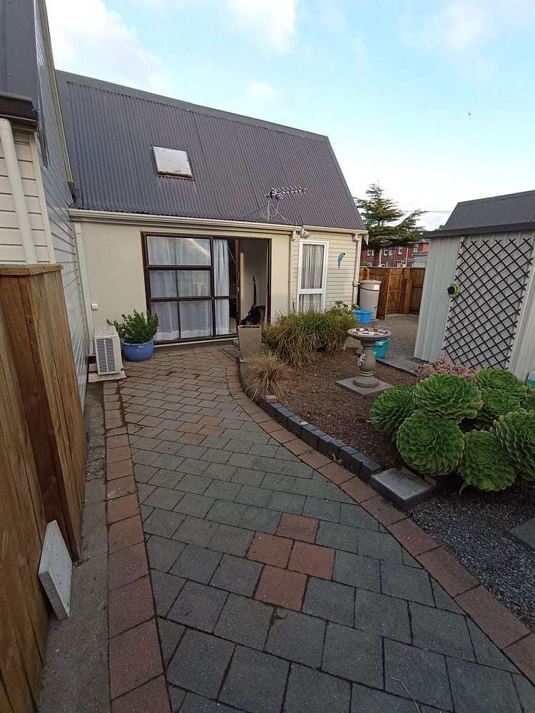 4/61 Richmond Street Petone_13