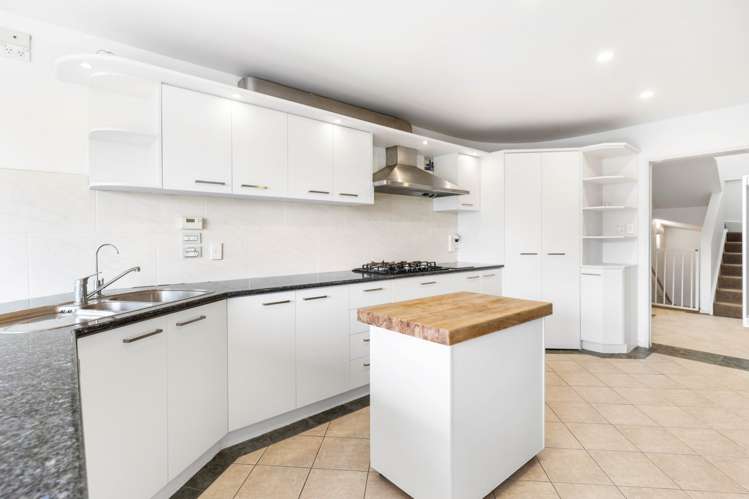 6 Peach Parade 1776_6