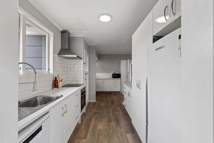 49 Kimberley Grove Westbrook_1