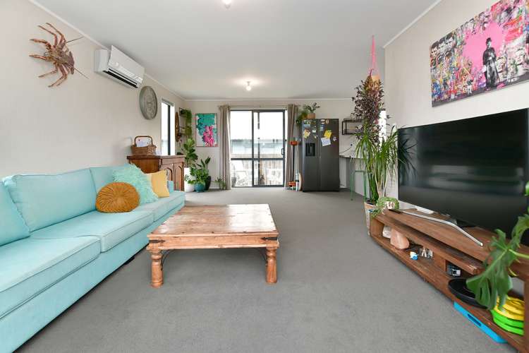 15 Springs Road Parakai_3