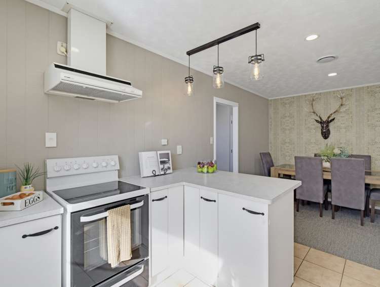 19 Chadwick Place Highbury_12