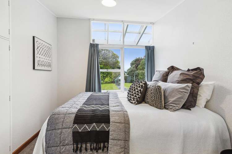 22 Larsen Crescent Tawa_12