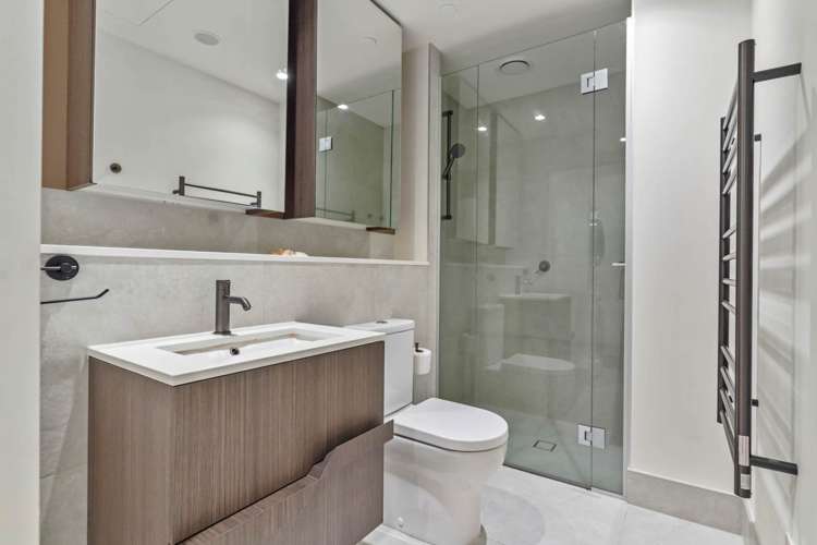 2308/10 Commerce Street Auckland Central_6