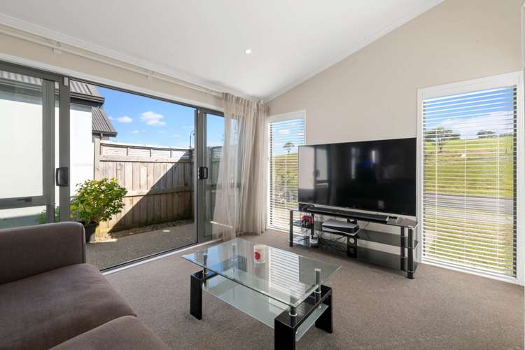 17 Barcliff Terrace Gulf Harbour_6