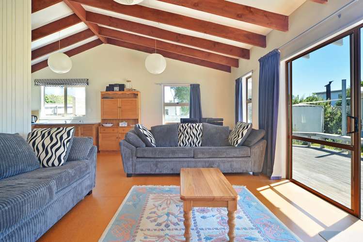 52 Blue Pacific Parade Riversdale Beach_7