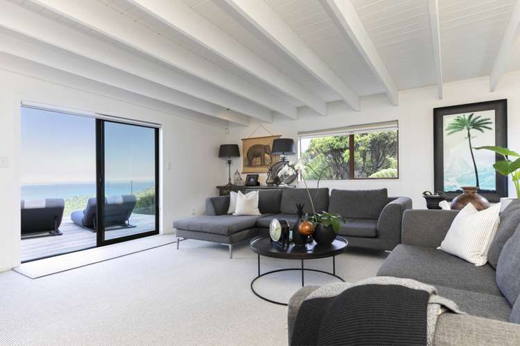 195 Piha Road Piha_7