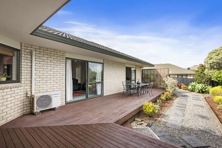 320 Hill Road The Gardens_15