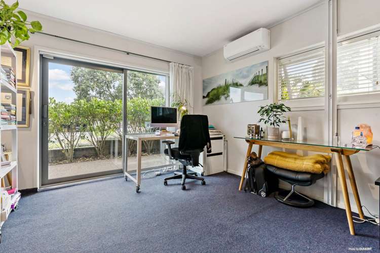 5 Fortyfoot Lane Sunnyhills_14