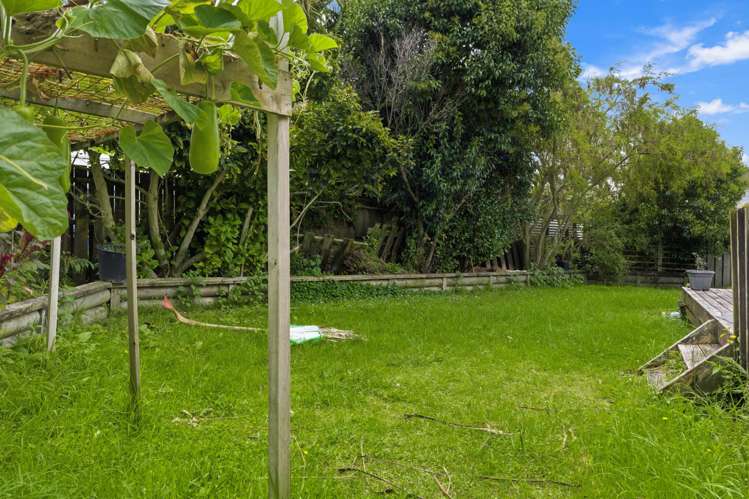 82 & 84 Moire Road Massey_5