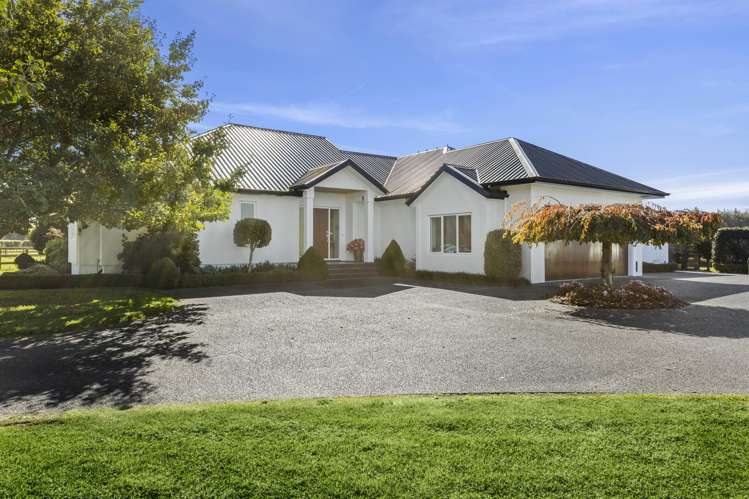 397 Grasslands Drive Cambridge_2