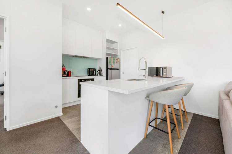 8 Seventh View Avenue Beachlands_13