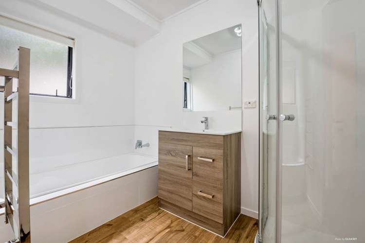 2/13 Witheford Drive Bayview_6