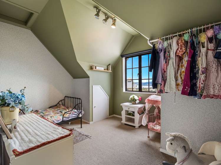 28 Russell Crescent Western Heights_13