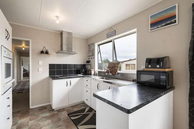 8 Custom Street Ashhurst_1