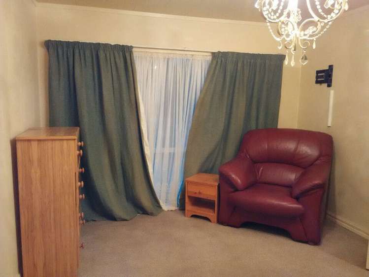 650 Ferguson Street Terrace End_11