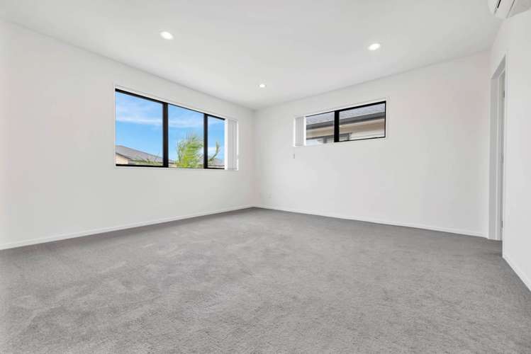 37 Rosewell Crescent Flat Bush_18