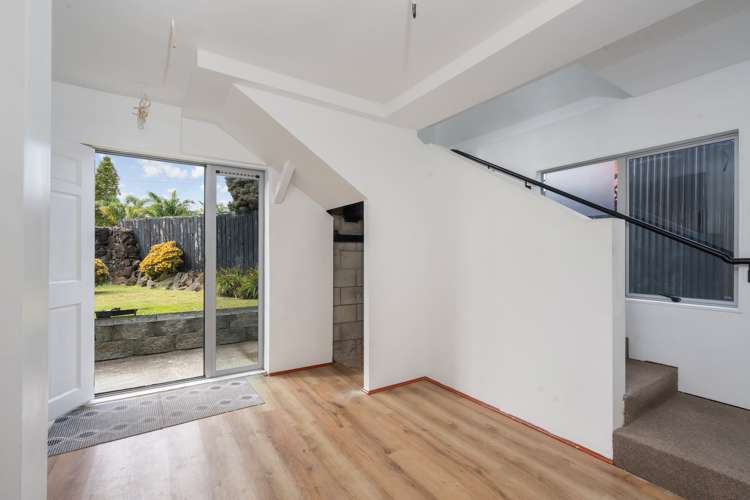 6 Glen Marine Parade Glendene_5