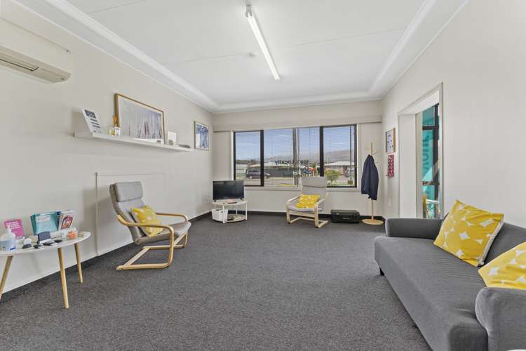 123 Centennial Avenue Alexandra_4