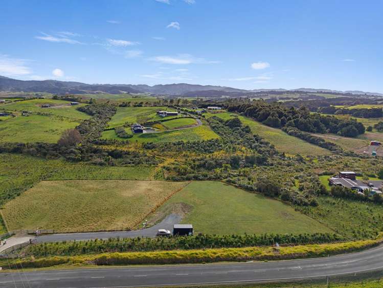 663 Kaiwaka Mangawhai Road_3