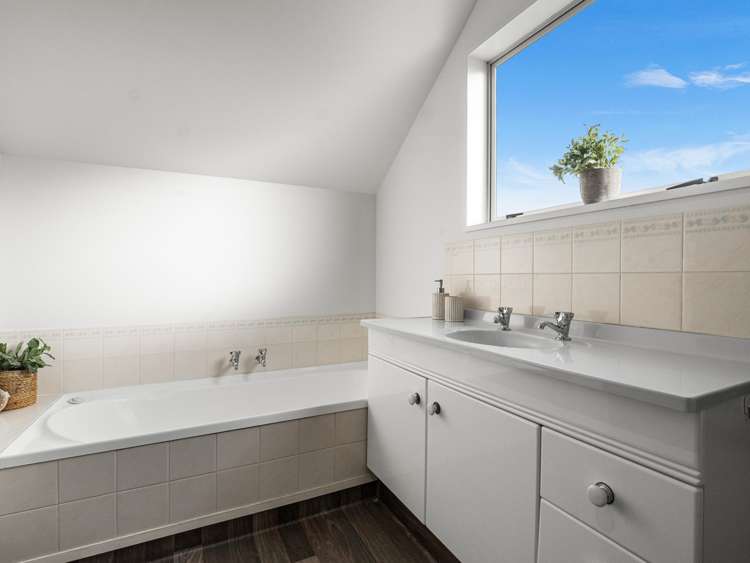 1/3 Clonbracken Lane Heathcote Valley_15