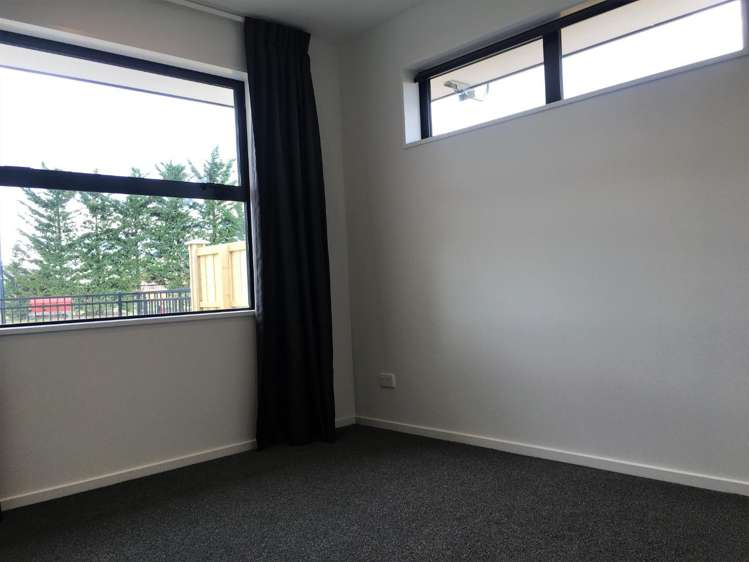 17 Tobollie Drive 11103_9