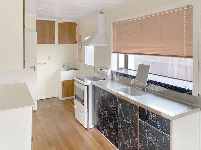 1/2 Kirkcaldy Street 1336_3