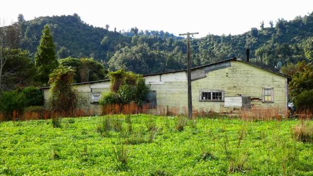 9 Halcyon Street Seddonville_4