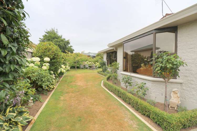 33 Stirling Street Windsor_23