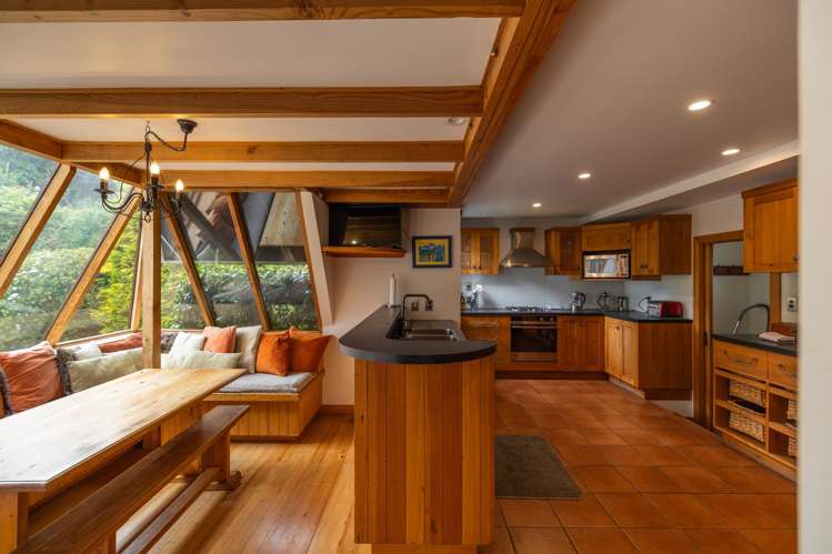 61 Hallenstein Street Queenstown_6