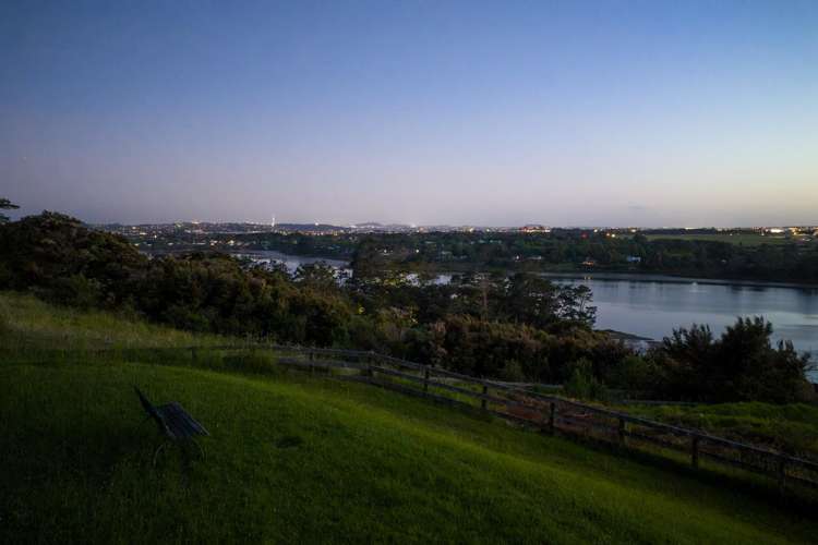 23 James Paige Lane Riverhead_12