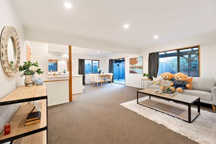 8a Longburn Road Henderson_8