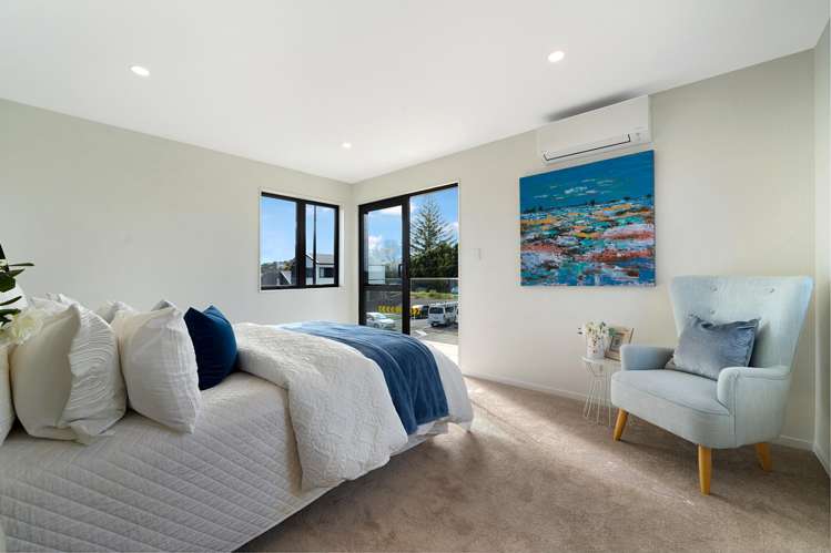 37 Paretao Street Massey_17