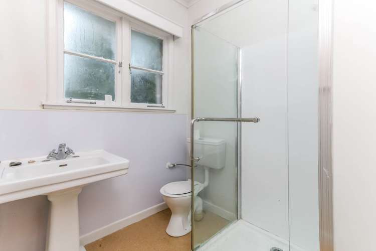 1 Louvain Avenue Mt Roskill_10