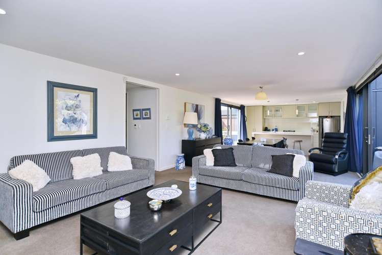 102 Hills Road Edgeware_20